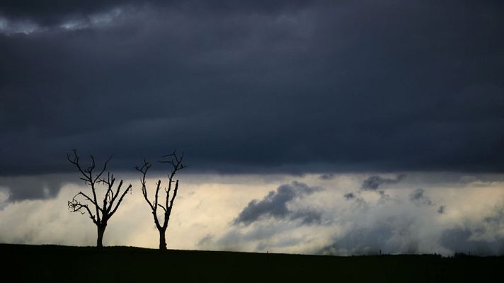 El tiempo - Tormentas y rachas fuertes de viento en Cataluña, Valencia y Baleares