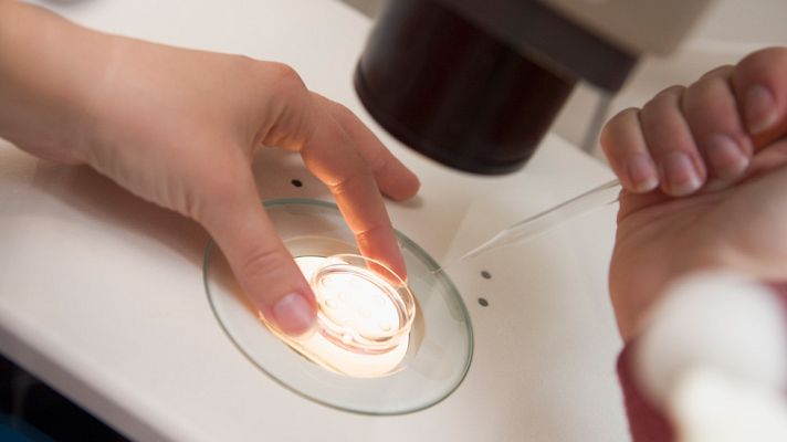 Telediario 1 - 240 mujeres denuncian las secuelas que les ha dejado el uso del anticonceptivo Essure