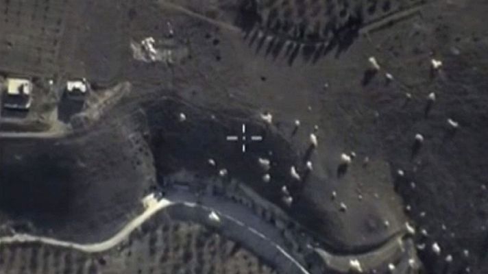 Telediario 1 - La aviación rusa bombardea por segundo día consecutivo el territorio sirio