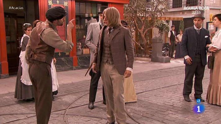 Acacias 38 - Claudio es agredido en mitad de la calle