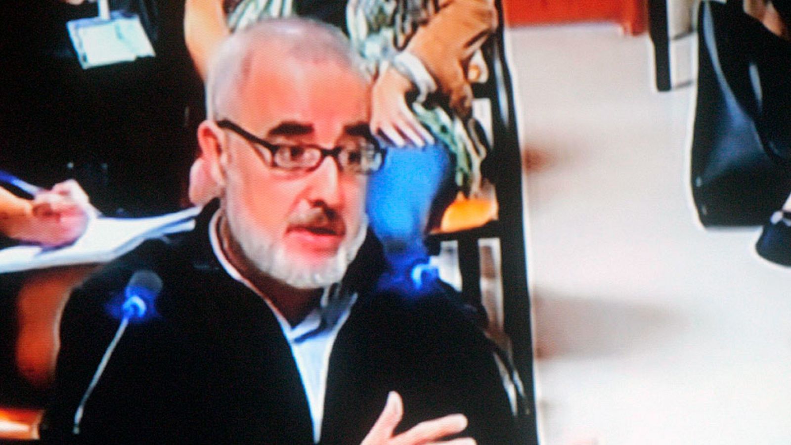 El padre de Asunta niega ante el juez haber dado orfidal a su hija el día que murió