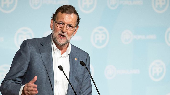 Telediario 1 - Rajoy alerta de que el 20 de diciembre España se juega "recuperarse o volver a la crisis"