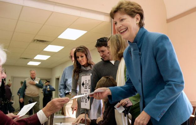  - Votan en la costa este de EE.UU.