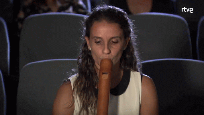 Carlos, Rey Emperador - Canción "Douce mèmoire"