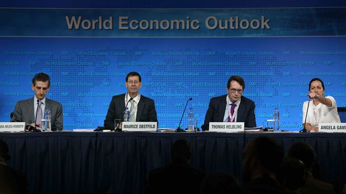 Telediario 1 - Telediario 2 en 4' - 06/10/15