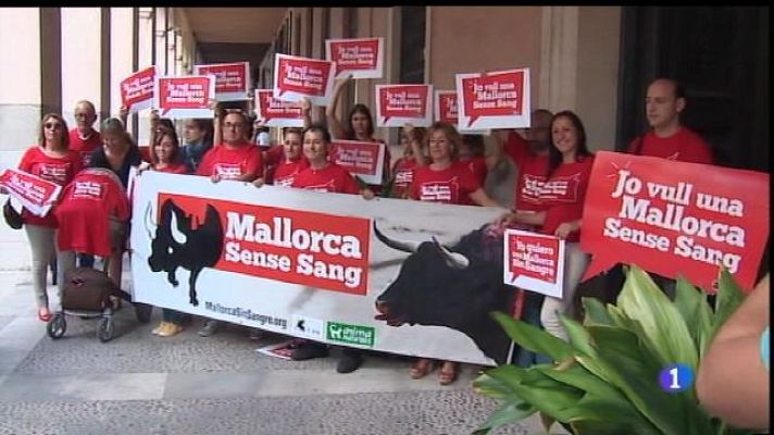 Informatiu Balear - Els partits que donen suport al Govern volen prohibir les corregudes de toros l'any que ve a les Balears