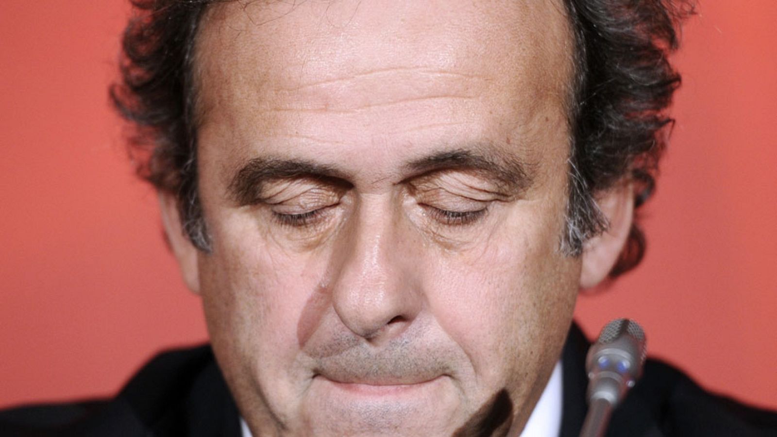 Además de Blatter también ha sido suspendido 90 días Michel Platiní