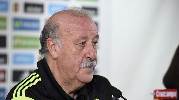 Telediario 1 - Del Bosque: "Esta fase de clasificación está siendo bastante difícil"