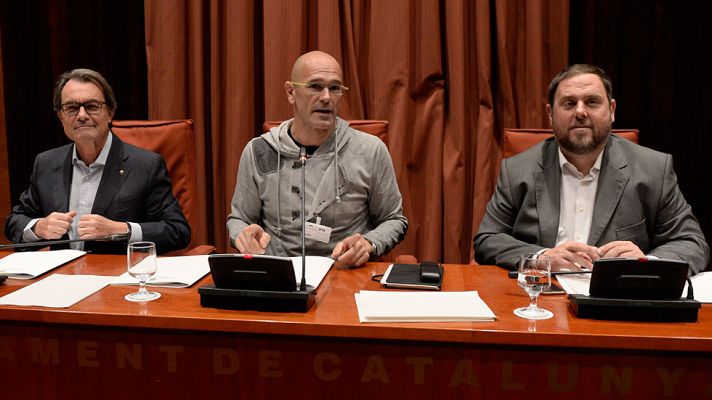 Telediario 1 - Telediario matinal fin de semana en 4' - 10/10/15