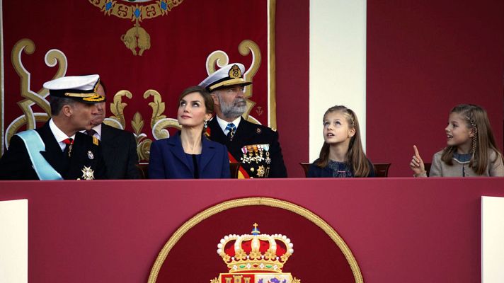 Informativo 24h - El rey Felipe VI preside el último desfile de la Fiesta Nacional de la legislatura