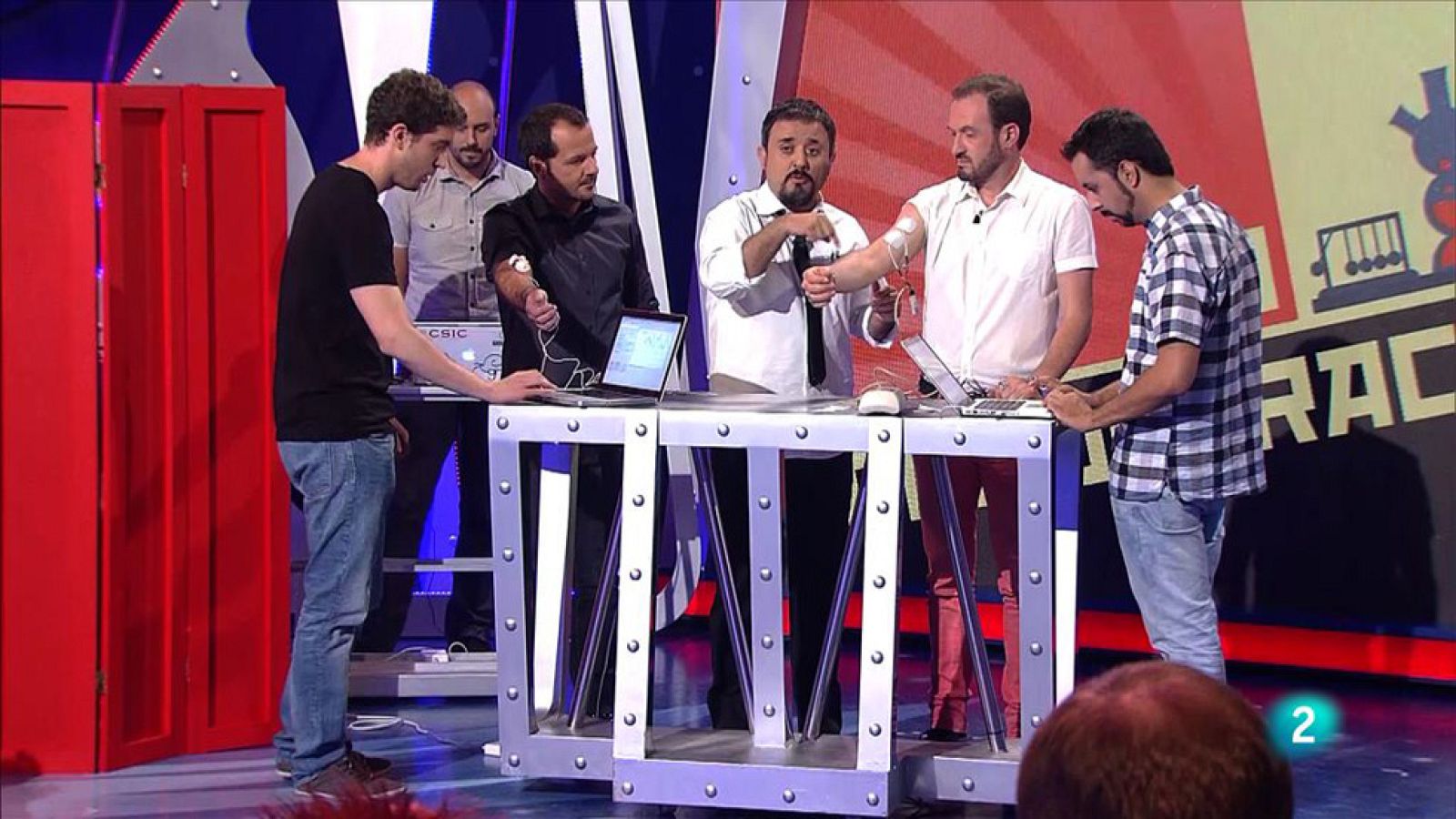 Órbita Laika 07 - La demostración: mover un robot con impulsos cerebrales