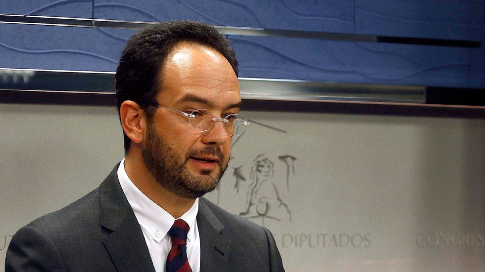 Rifirrafe entre PSOE y el Gobierno por las advertencias de Bruselas sobre los presupuestos de 2016