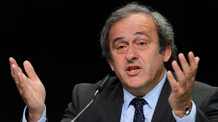 Telediario 1 - La UEFA decide sobre Platini, con Villar a la espera