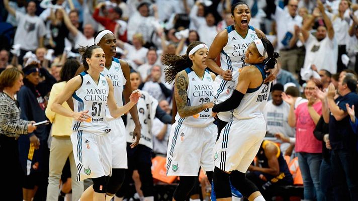 Telediario 1 - Anna Cruz logra el anillo de la WNBA con Minnesota Lynx