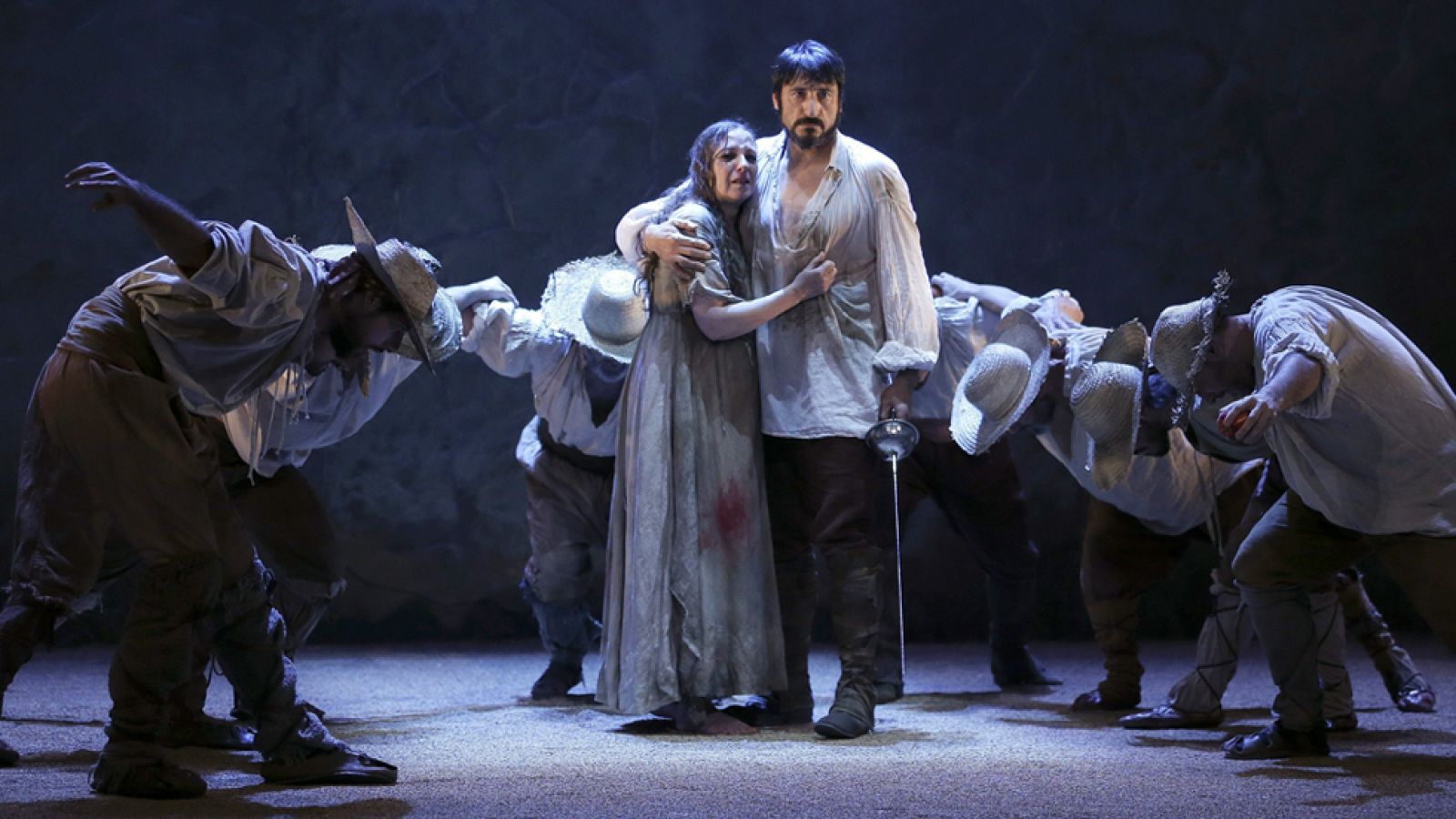 Una pirueta imposible de lo cómico a lo trágico y viceversa¿, así describe la directora de la Compañía Nacional de Teatro Clásico (CNTC) y encargada del montaje, Helena Pimenta, El alcalde de Zalamea de Calderón de la Barca. La obra, que se estrena e