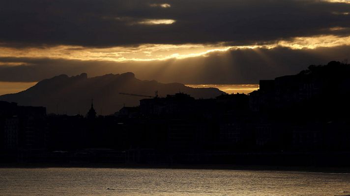 El tiempo - Chubascos fuertes en litoral sureste peninsular, Ibiza y Melilla