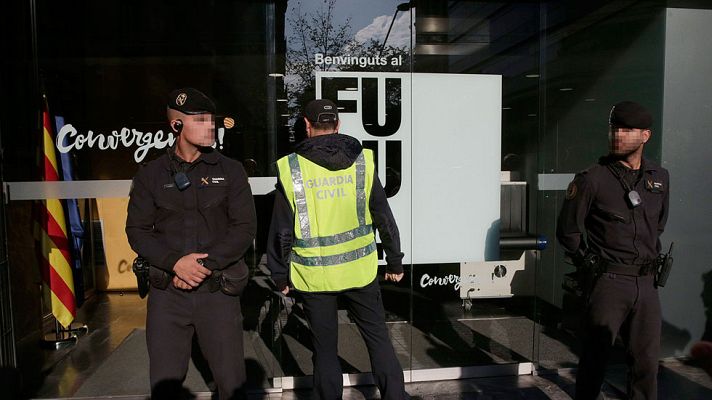 Telediario 1 - Detenido el tesorero de Convergència (CDC) por el presunto cobro de comisiones del 3%