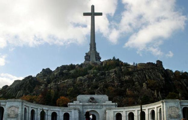  - La fosa común de Lorca