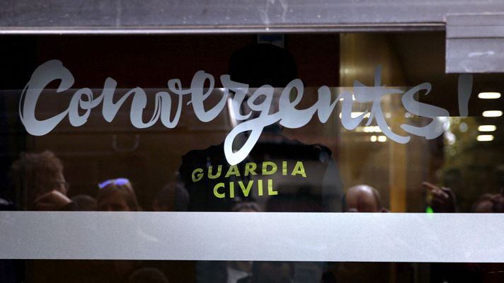 Telediario 1 - Telediario 2 en 4' - 21/10/15