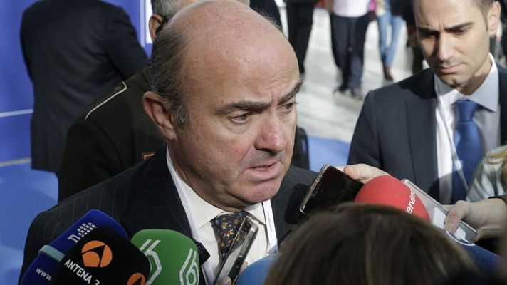 Informativo 24h - Guindos: "Nunca habíamos tenido 12 meses consecutivos con una caída tan intensa del paro"