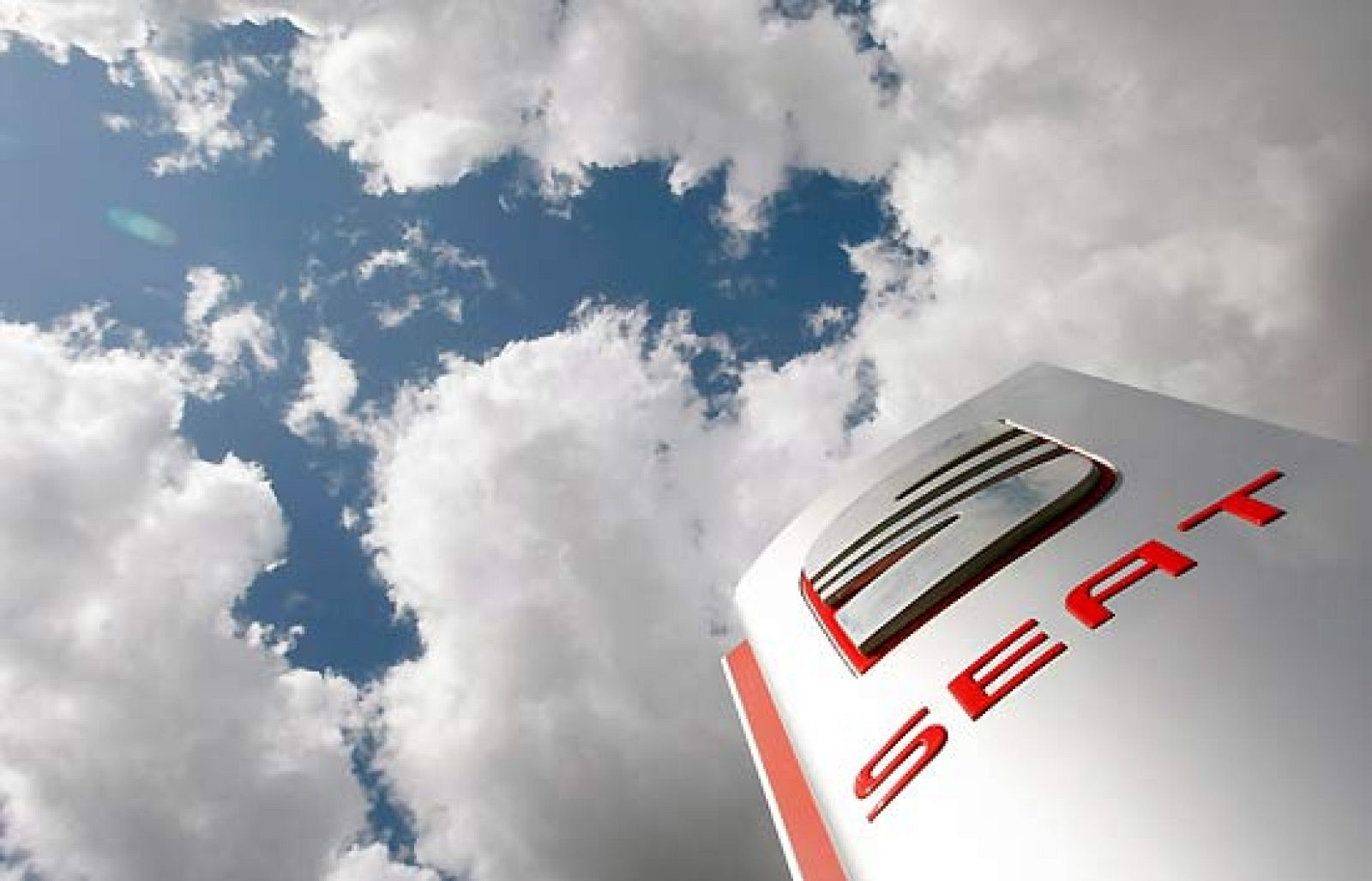 La Generalitat  aprueba el ERE de SEAT | Ver