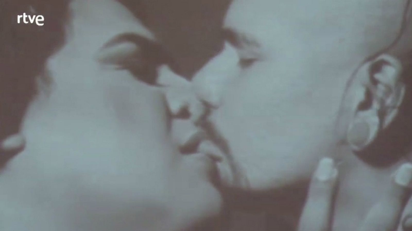 Procesadora #22 - Deconstruyendo el amor romántico - 26/10/15 - Ver ahora