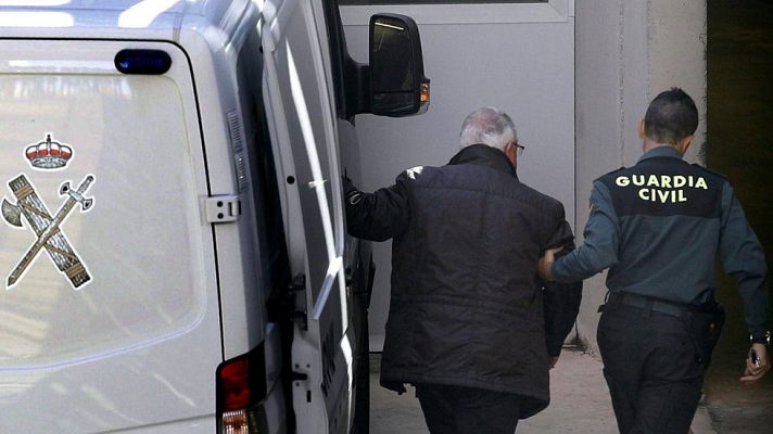 Telediario 1 - Prisión sin fianza para el tesorero de Convergéncia por seis presuntos delitos de corrupción