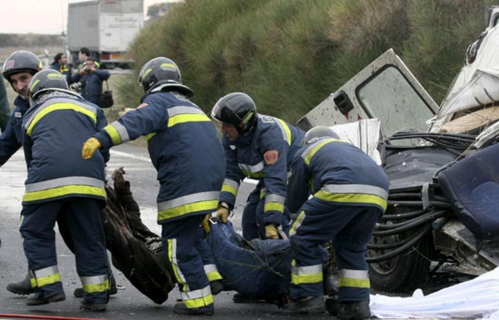 Telediario 2 en cuatro minutos - 06/11/08 | Ver