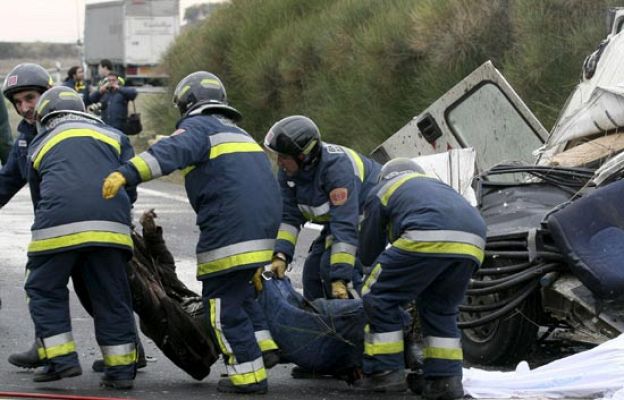 Telediario 1 - Telediario en 4' - 06/11/08