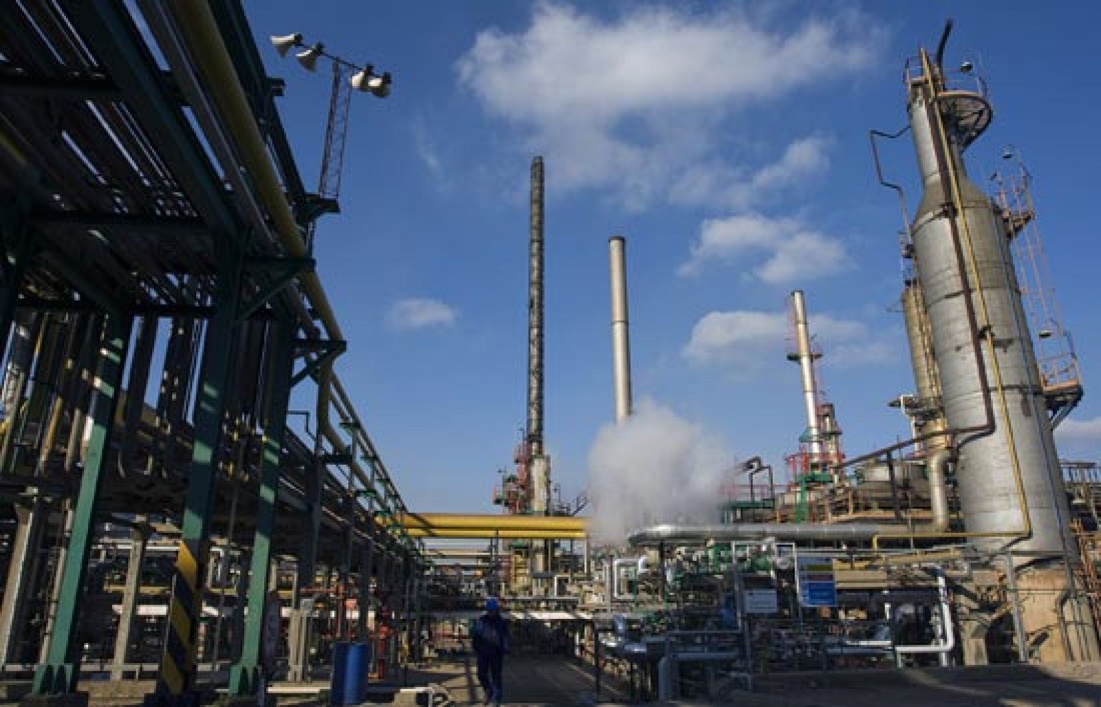 El Gobierno de Ecuador y Repsol YPF se dan un año para negociar el nuevo contrato | Ver