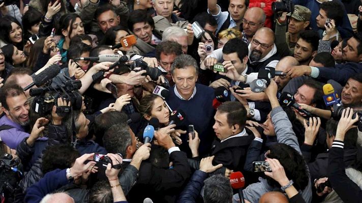 Telediario 1 - Telediario 2 en 4' - 25/10/15