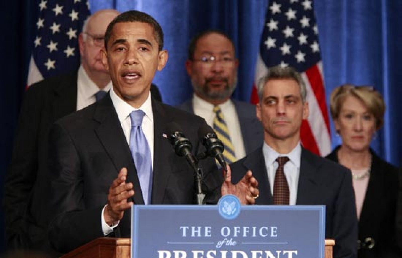 Primera comparecencia de Barack Obama ante la prensa como presidente electo en la que ha anunciado que tomará las medidas necesarias para afrontar la crisis (07/11/08).