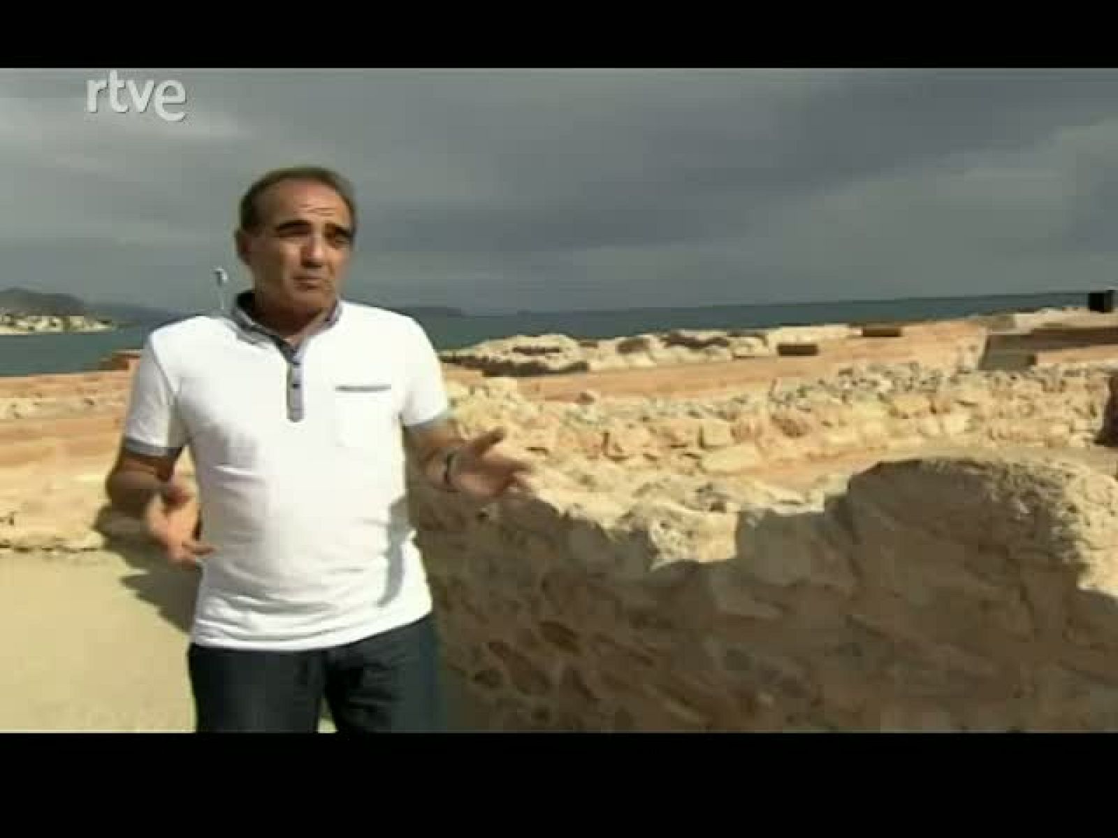 La Aventura del Saber. Serie documental. "El túnel del tiempo". La Illeta dels Banyets. El Campello