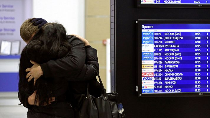 Informativo 24h - Un avión ruso con 224 personas a bordo se estrella en la península egipcia del Sinaí