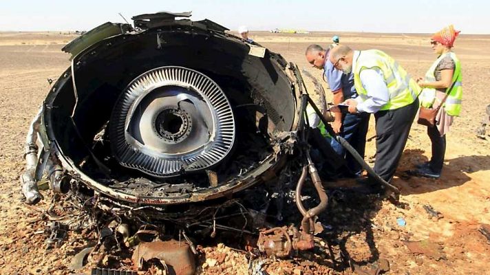 Telediario 1 - Telediario - 15 horas - 01/11/15