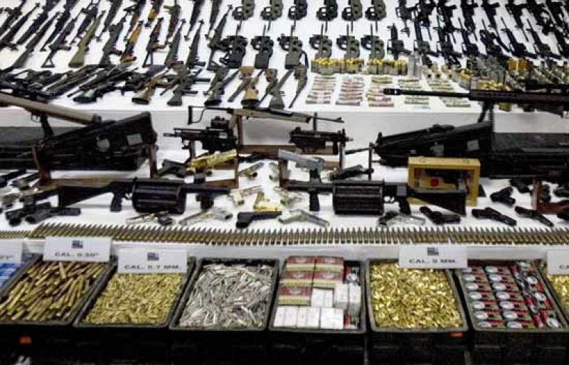 México decomisa el mayor arsenal de armas de su historia