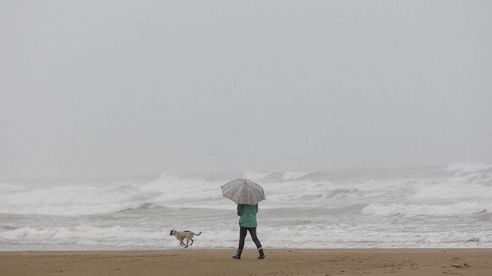 El tiempo - Precipitaciones localmente fuertes en el sur de Andalucía y en Cataluña