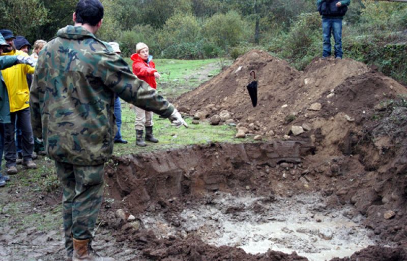 La paralización de las exhumaciones sólo afecta a tres fosas comunes