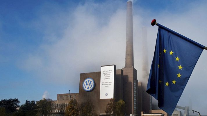 Telediario 1 - Volkswagen devolverá el dinero del Plan PIVE de los coches con exceso en emisiones de CO2