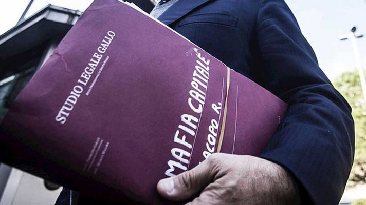 Telediario 1 - Italia juzga el caso 'Mafia Capitale', uno de los mayores juicios al crimen organizado de los últimos años