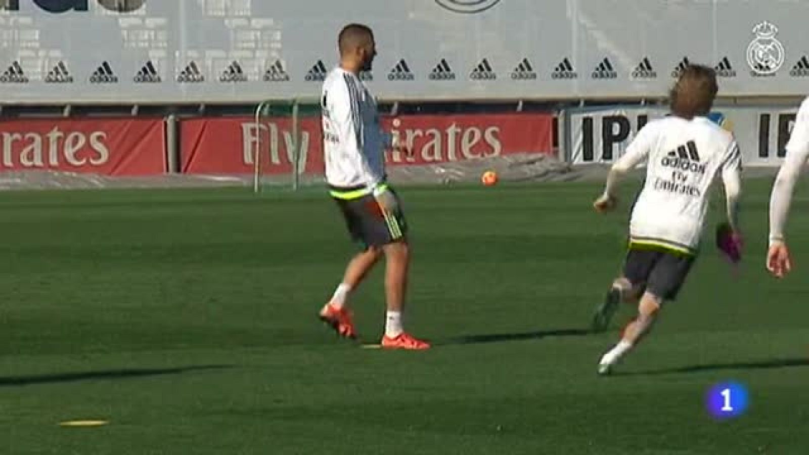 Benzema entrena con normalidad y Benítez debe decidir si juega en Sevilla | Ver