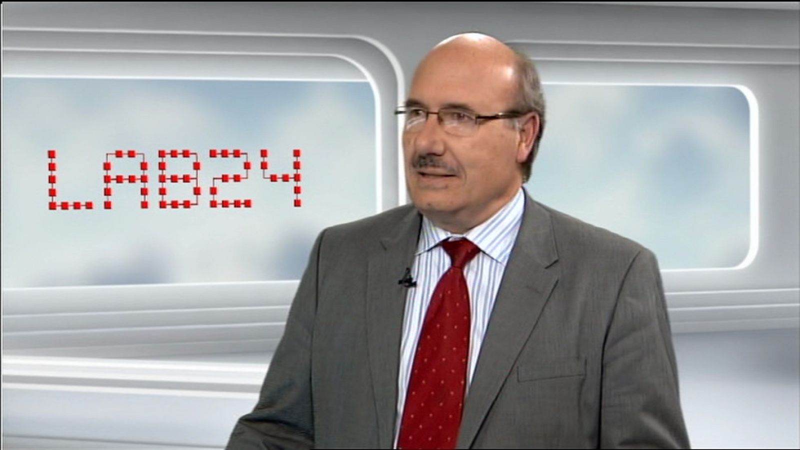 LAB24 - Entrevista: Rafael Rebolo. Instituto Astrofísica de Canarias