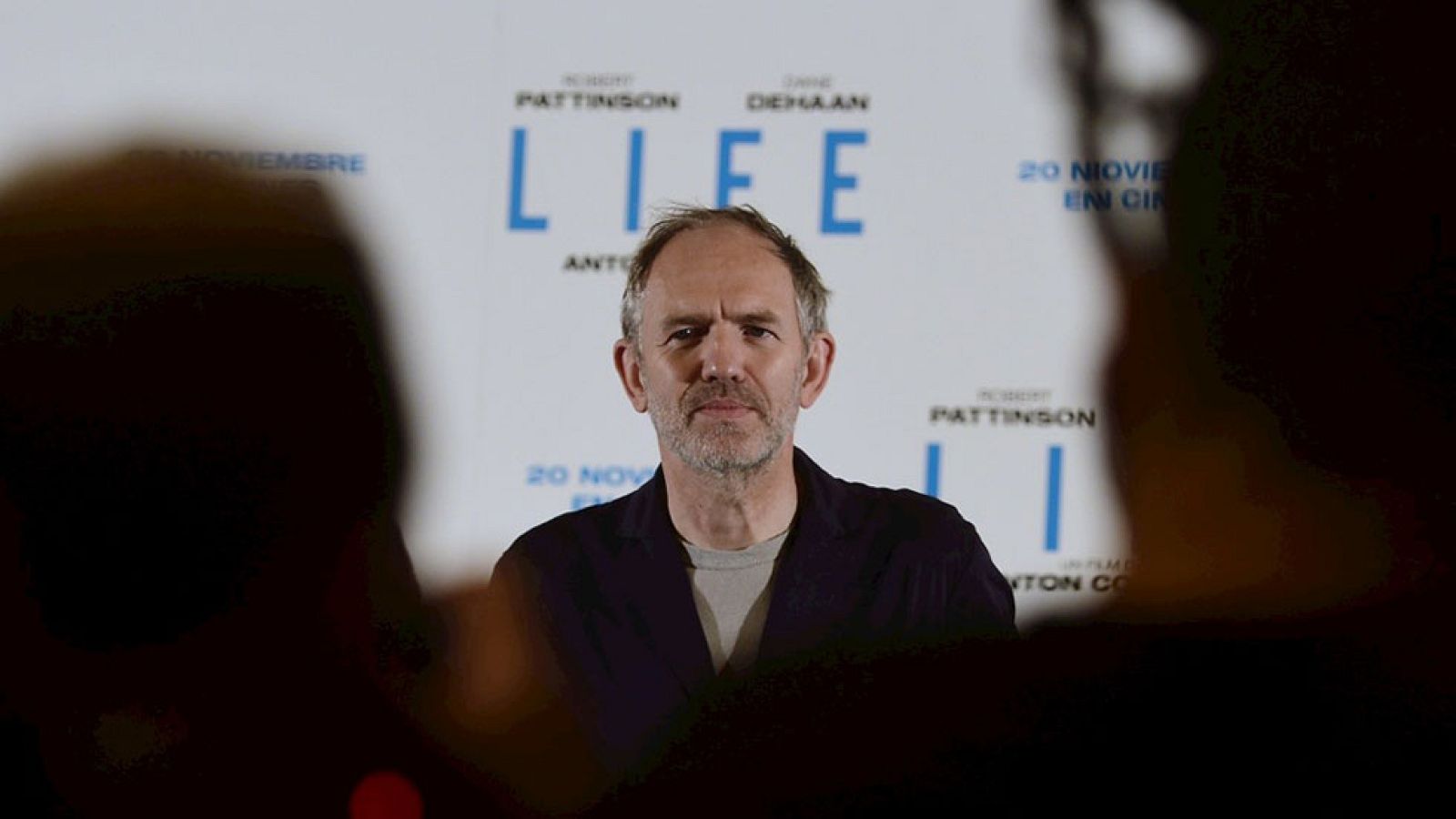 Anton Corbijn presenta en Madrid su nueva película, 'Life'