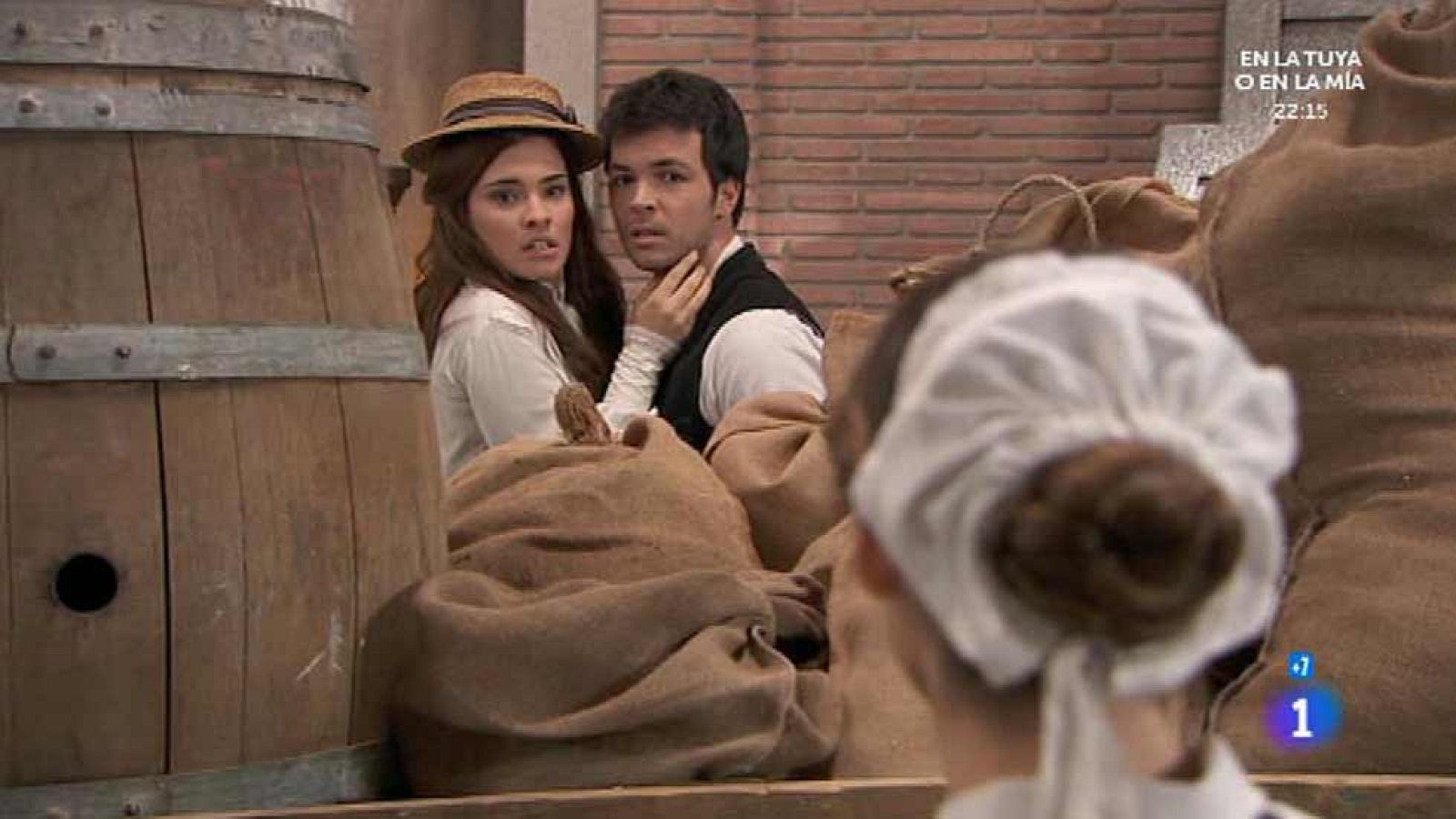 Acacias 38 - Casilda pilla a Pablo y Leonor besándose