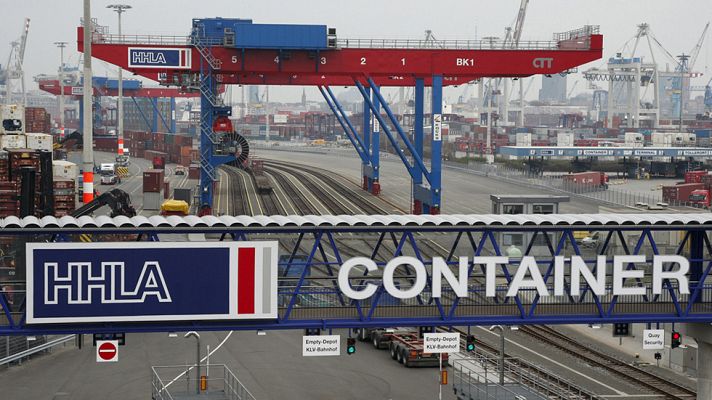 Telediario 1 - La economía de la eurozona creció tres décimas en el tercer trimestre del año