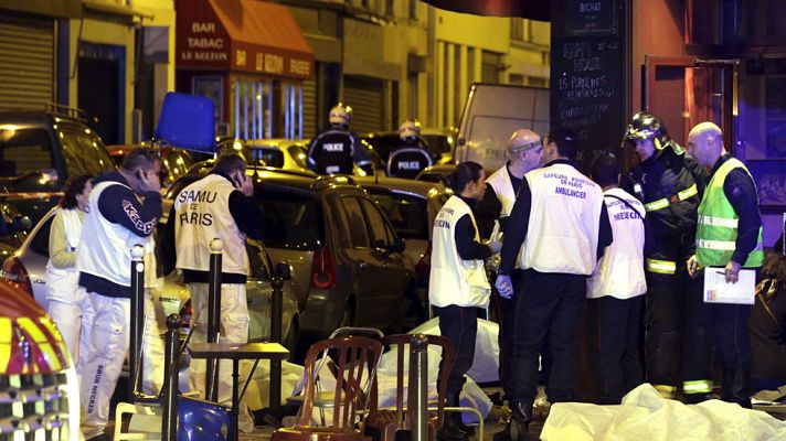 La noche en 24h - Decenas de muertos en París en varios atentados simultáneos