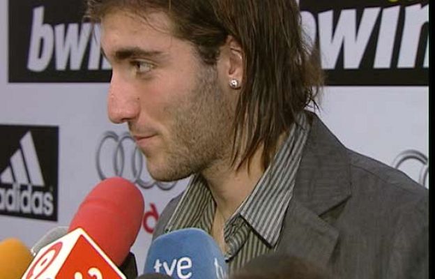  - Schuster, Higuaín y Sanz