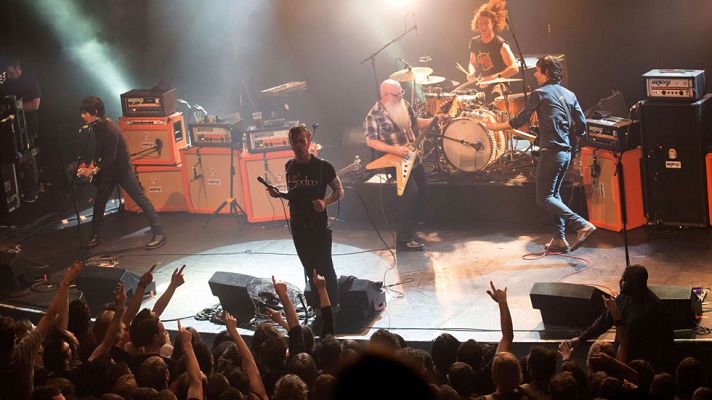  - Momento de los primeros disparos de los terroristas en la sala Bataclan