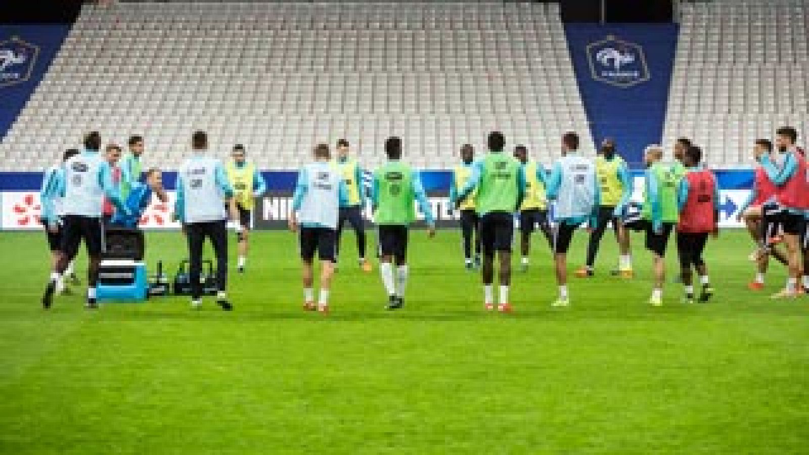 nglaterra y Francia se miden en un amistoso con los atentados de París en el recuerdo