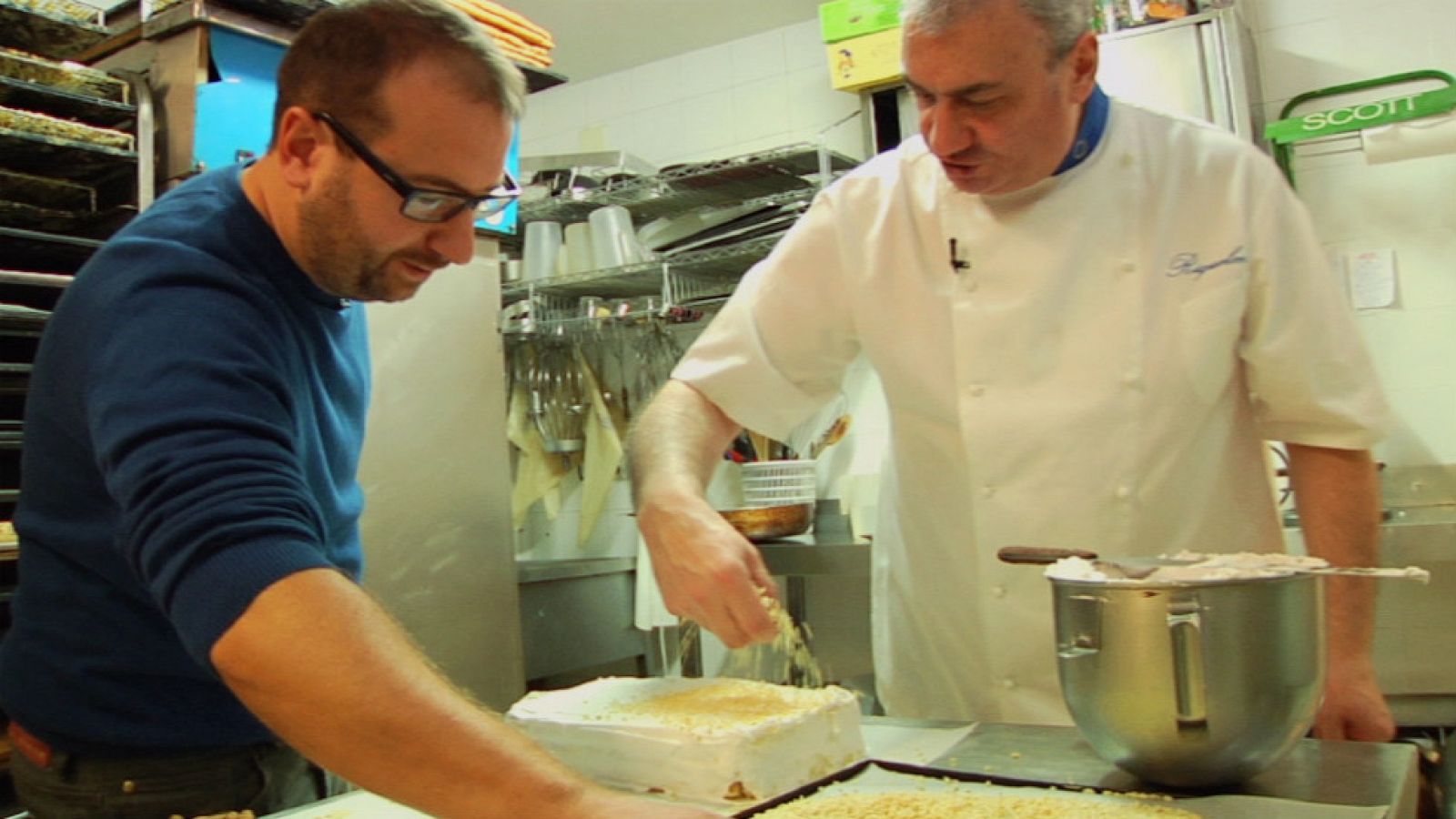 Ante todo, almendras